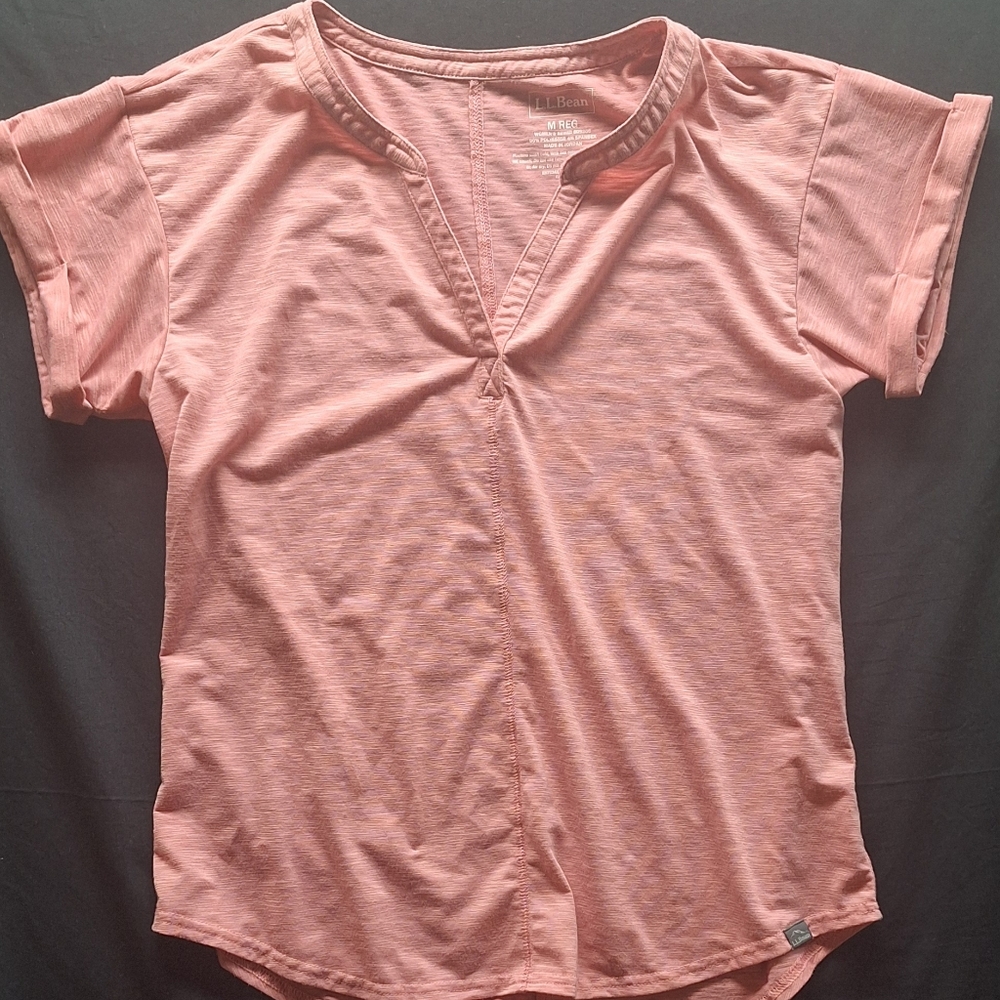 L.L. Bean Women’s Performance Knit Short Sleeve Shirt M Rose Pink